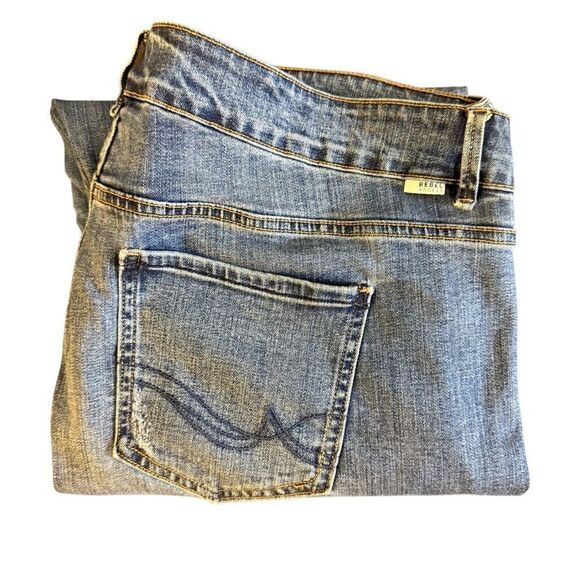 Rebel Wilson Rebel Angels The Pin Up Skinny Jean, 20W Medium Blue Whisker Wash - Picture 10 of 13